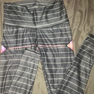 Teeki leggings